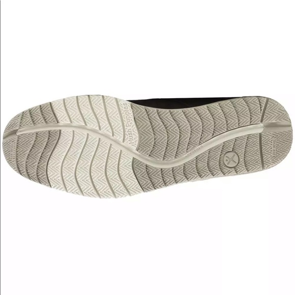 Hush Puppies Men's Active Expert Off Black Nubuck - Picture 3 of 5